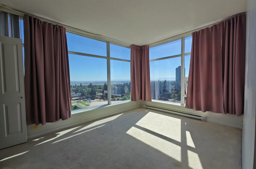 Condo for sale at 1908 4880 Bennett Street Burnaby British Columbia - MLS: R3139249