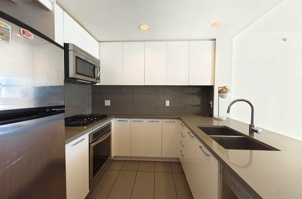 1908 4880 BENNETT STREET, Burnaby BC V5H 0C1, Burnaby BC — Residential for Sale — Photo 4 of 21