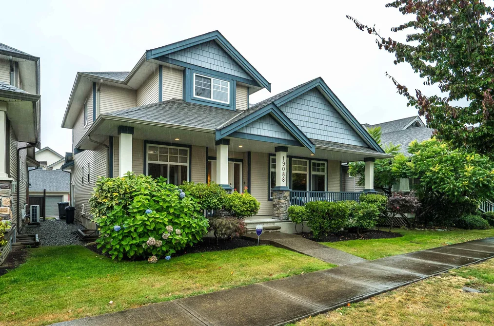 19088 68A AVENUE, Surrey BC V4N 5P4, Surrey BC — Residential for Sale - Photo 2