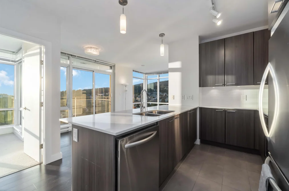 Condo for sale at 1909 2955 Atlantic Avenue Coquitlam British Columbia - MLS: R3094254