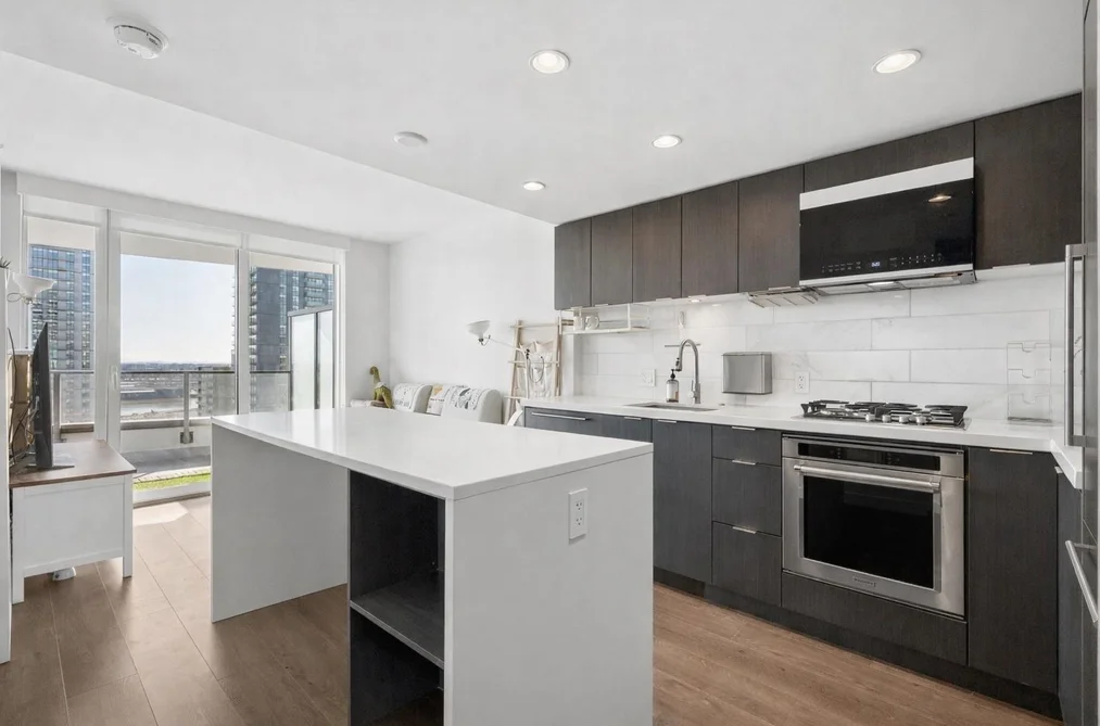 Condo for sale at 1909 8189 Cambie Street Vancouver British Columbia - MLS: R3102812