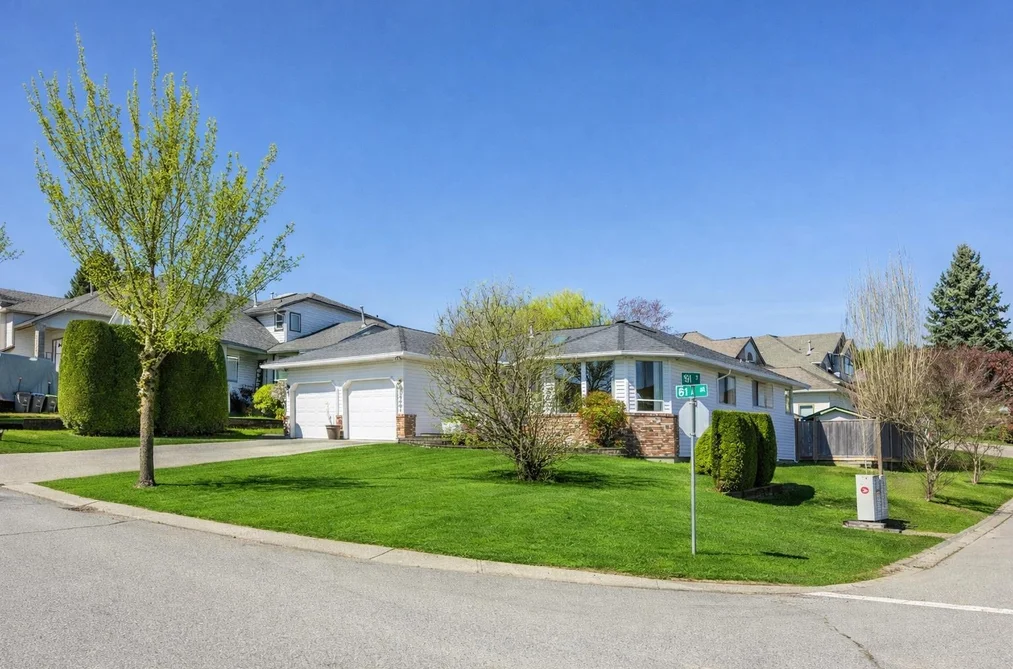 19091 61A AVENUE, Surrey BC V3S 8C8, Surrey BC — Residential for Sale - Photo 3