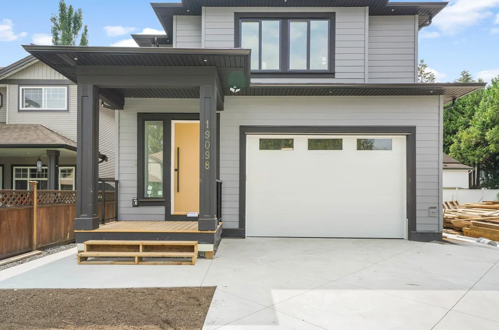 House for sale at 19098 Doerksen Drive Pitt Meadows British Columbia - MLS: R3126646
