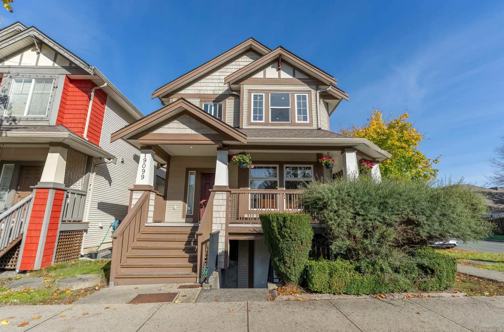 19099 68 Ave, Surrey, BC - MLS: R3176044