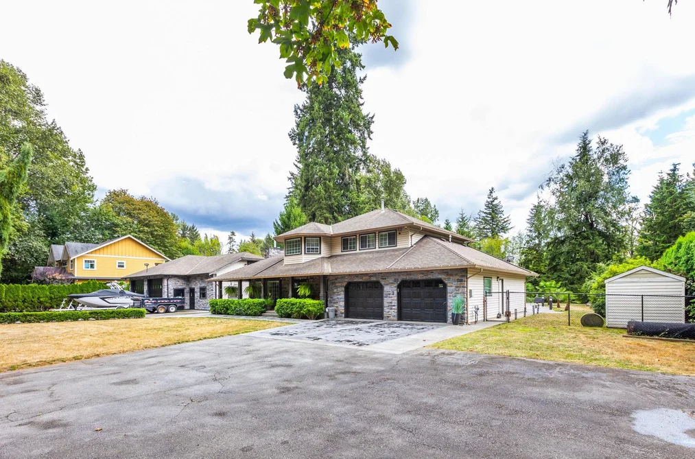 House for sale at 19118 86 Avenue Surrey British Columbia - MLS: R3168284