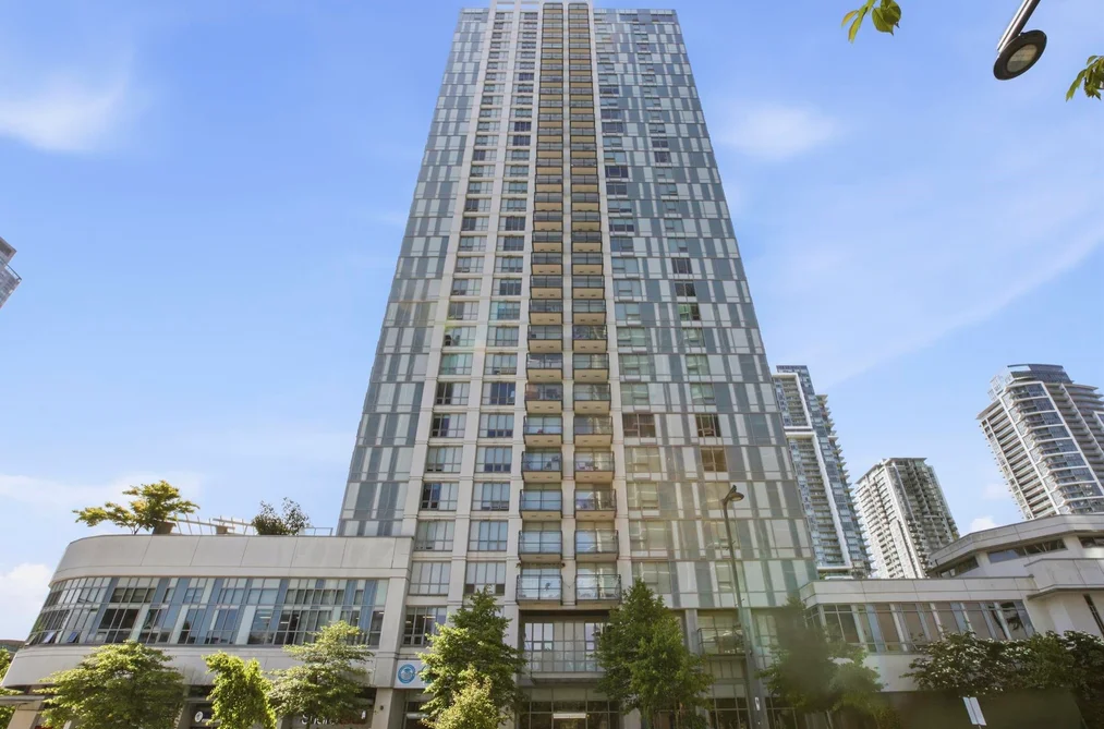 Condo for sale at 1912 13398 104 Avenue Surrey British Columbia - MLS: R3129726