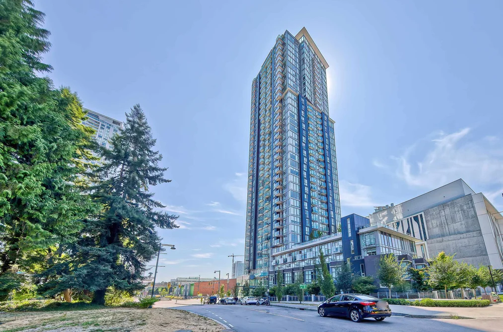 Condo for sale at 1913 13438 Central Avenue Surrey British Columbia - MLS: R3021798