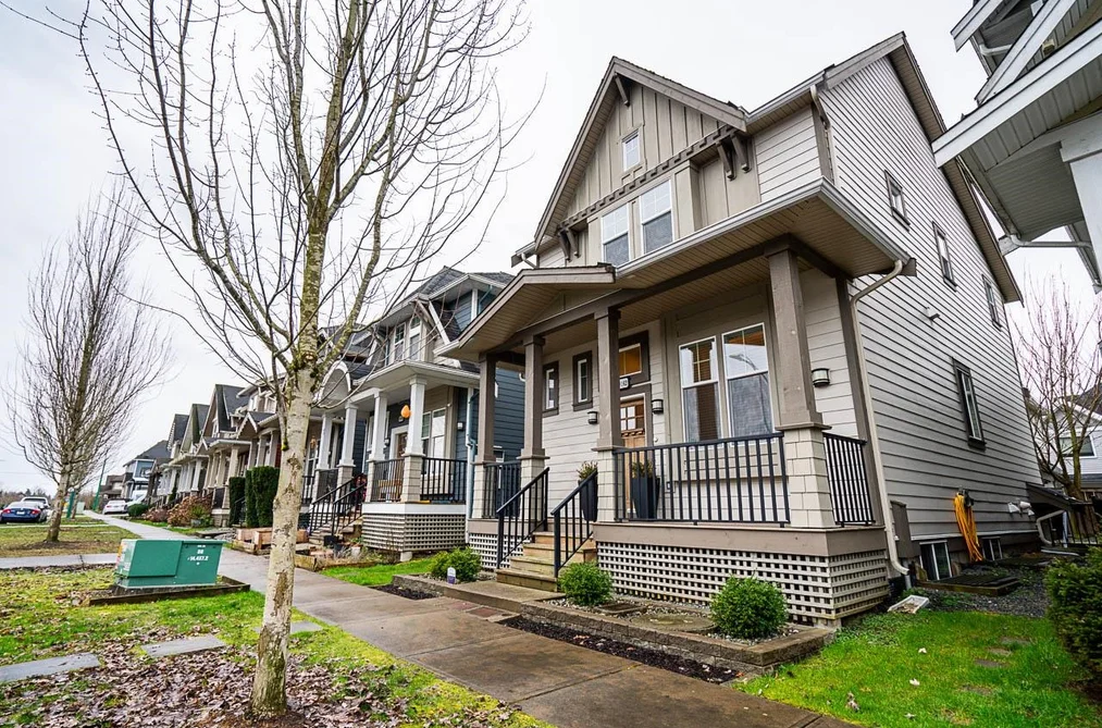 19162 73 AVENUE, Surrey BC V4N 6L8, Surrey BC — Residential for Sale - Photo 2
