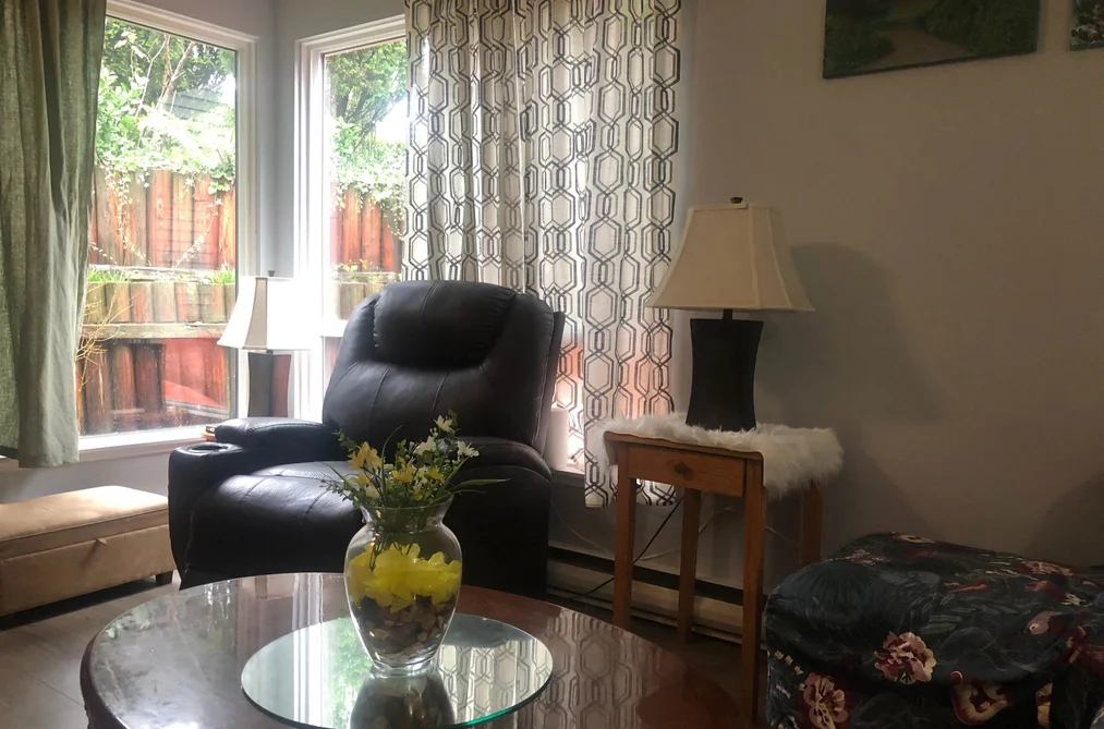 19205 FAIRWAY DRIVE, Surrey BC V3S 5M8, Surrey BC — Residential for Sale - Photo 4