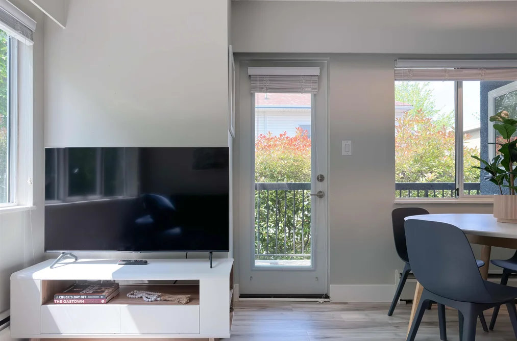1923 PARKER STREET, Vancouver BC V5L 2L2, Vancouver BC — Residential Income for Sale — Photo 7 of 40