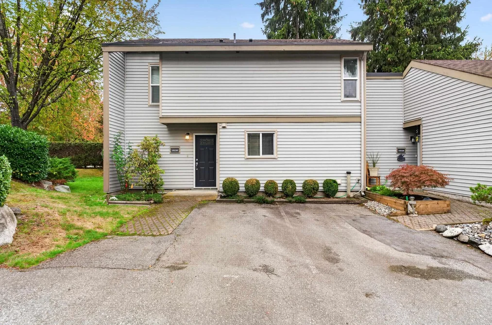 19230 Fairway Drive Dr, Surrey, BC - MLS: R3174543