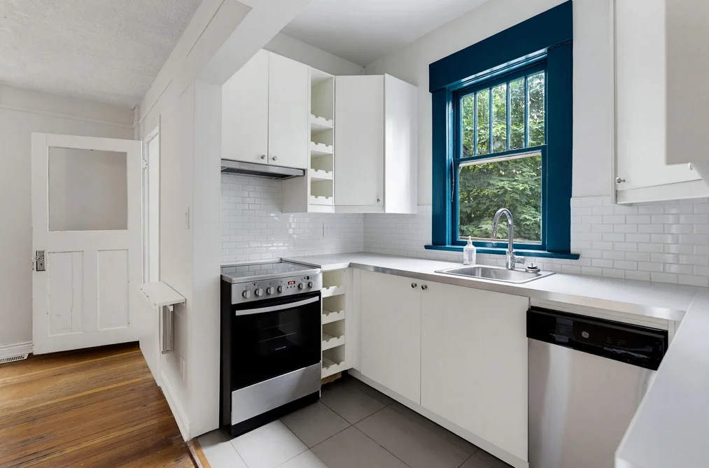 1924 KITCHENER STREET, Vancouver BC V5L 2W7, Vancouver BC — Residential for Sale — Photo 5 of 33