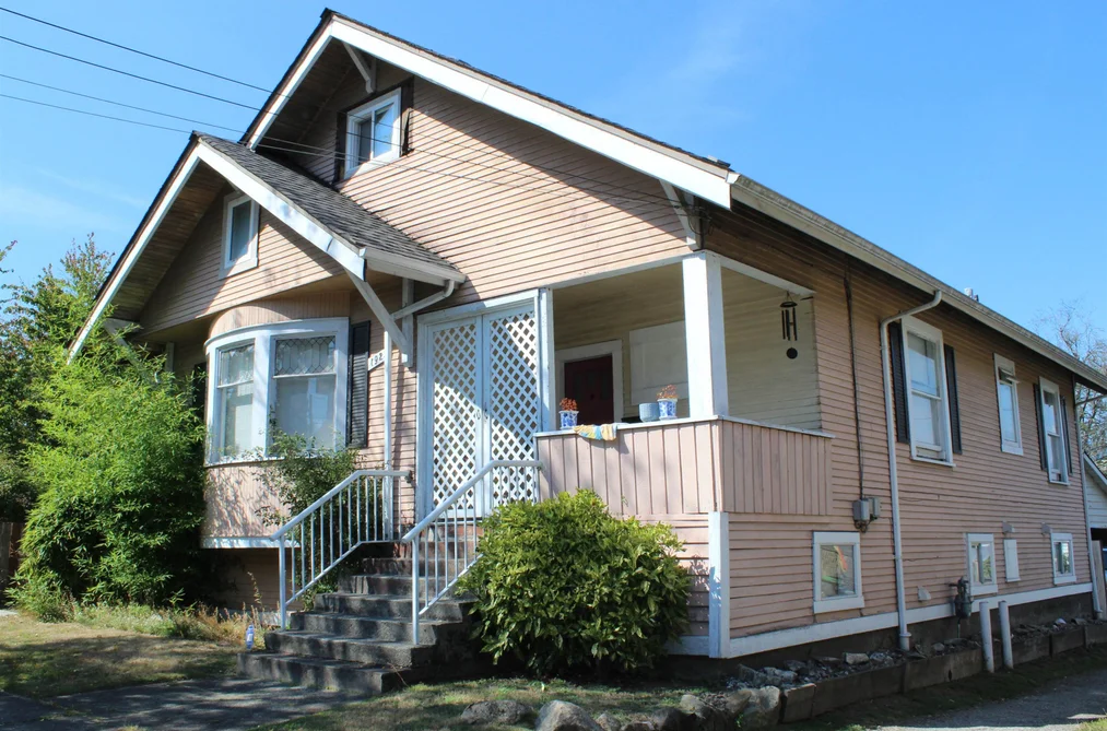 House for sale at 1925 Adanac Street Vancouver British Columbia - MLS: R3154903