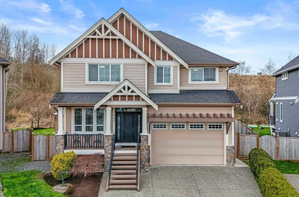 House for sale at 1925 Merlot Boulevard Abbotsford British Columbia - MLS: R3100083