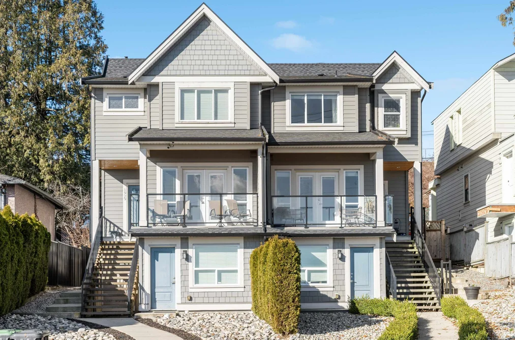 Half Duplex for sale at 1927 River Drive New Westminster British Columbia - MLS: R3086713