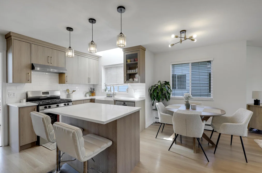 1931 JACANA AVENUE, Port Coquitlam BC V3C 5Y4, Port Coquitlam BC — Residential for Sale - Photo 4
