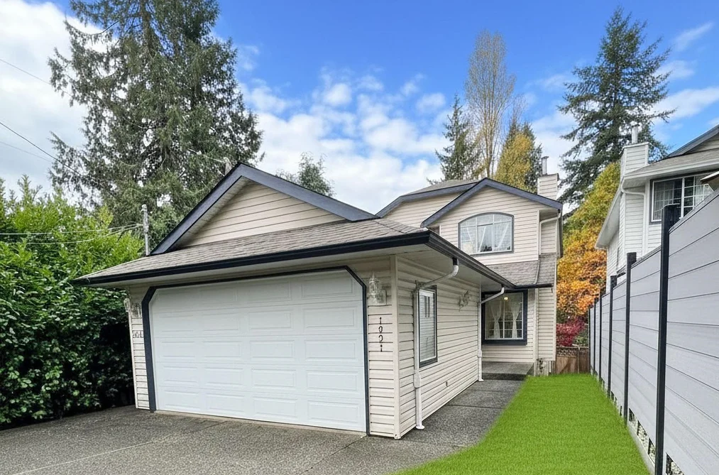 House for sale at 1931 Westview Drive North Vancouver British Columbia - MLS: R3106087