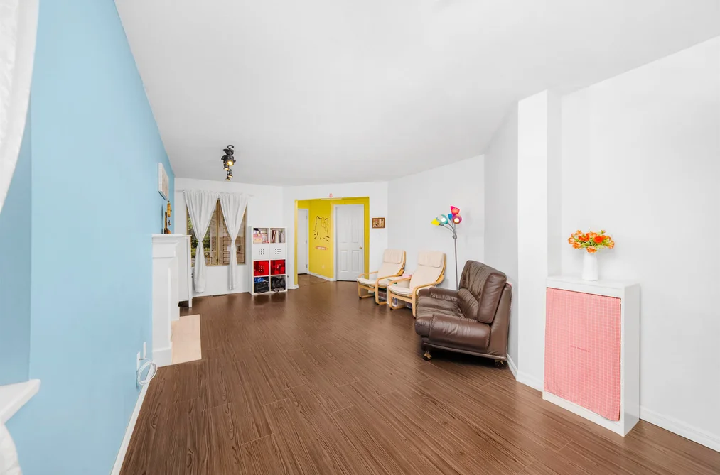 1931 WESTVIEW DRIVE, North Vancouver BC V7M 3B1, North Vancouver BC — Residential for Sale - Photo 7