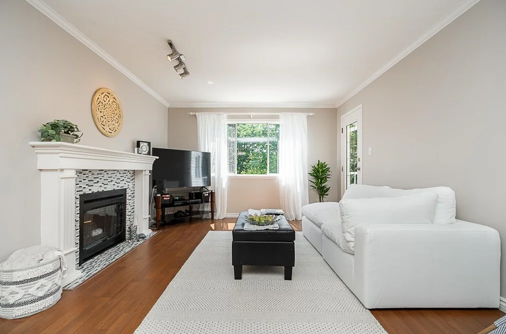 1932 JACANA AVENUE, Port Coquitlam BC V3C 5Y4, Port Coquitlam BC — Residential for Sale - Photo 3