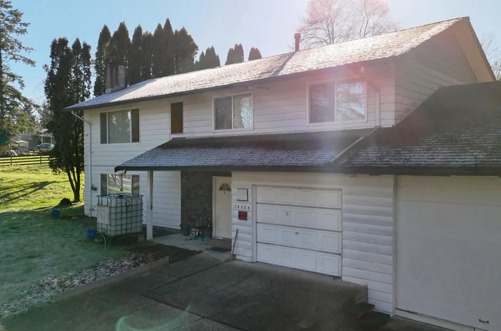 House for sale at 19324 80 Avenue Surrey British Columbia - MLS: R3092785