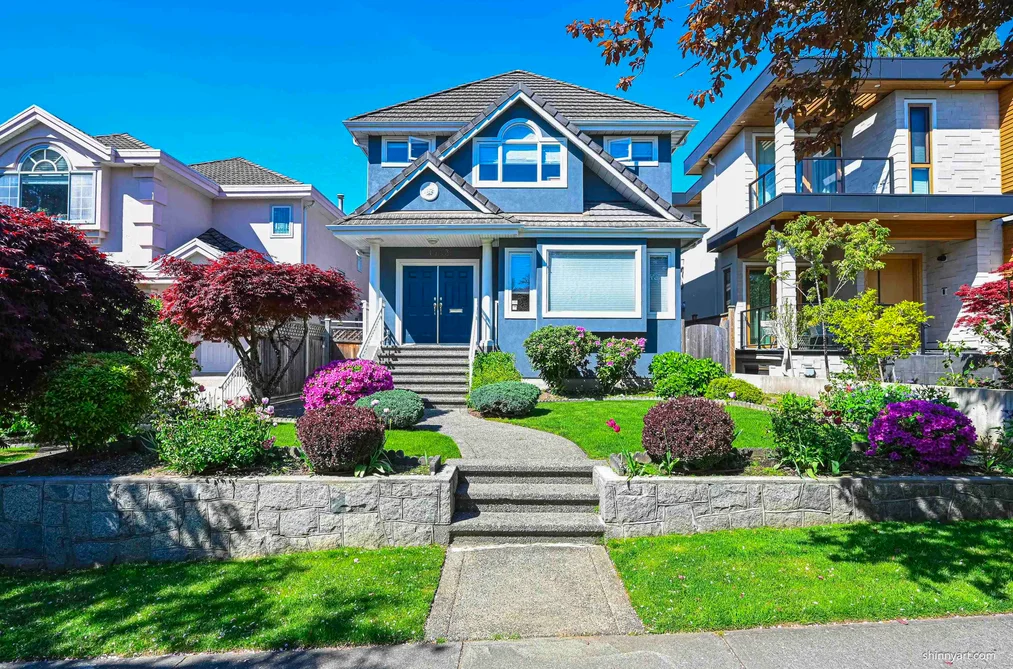 House for sale at 1933 W 42nd Avenue Vancouver British Columbia - MLS: R3119427
