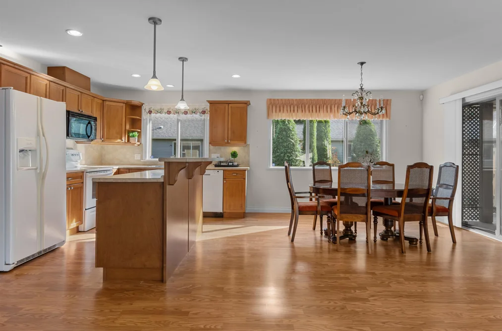 194 46000 THOMAS ROAD, Chilliwack BC V2R 5W6, Chilliwack BC — Residential for Sale - Photo 4