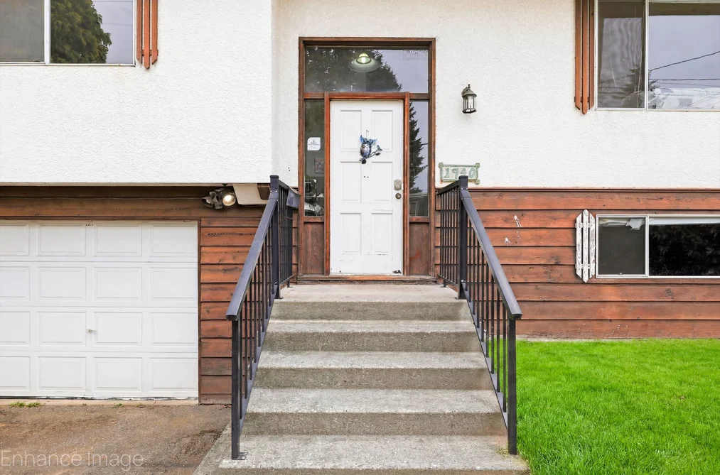 1940 EAGLE STREET, Abbotsford BC V2S 3A6, Abbotsford BC — Residential for Sale — Photo 3 of 28