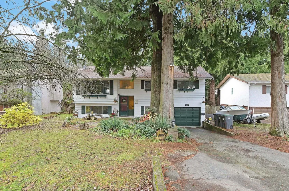 House for sale at 1941 127a Street Surrey British Columbia - MLS: R3090721