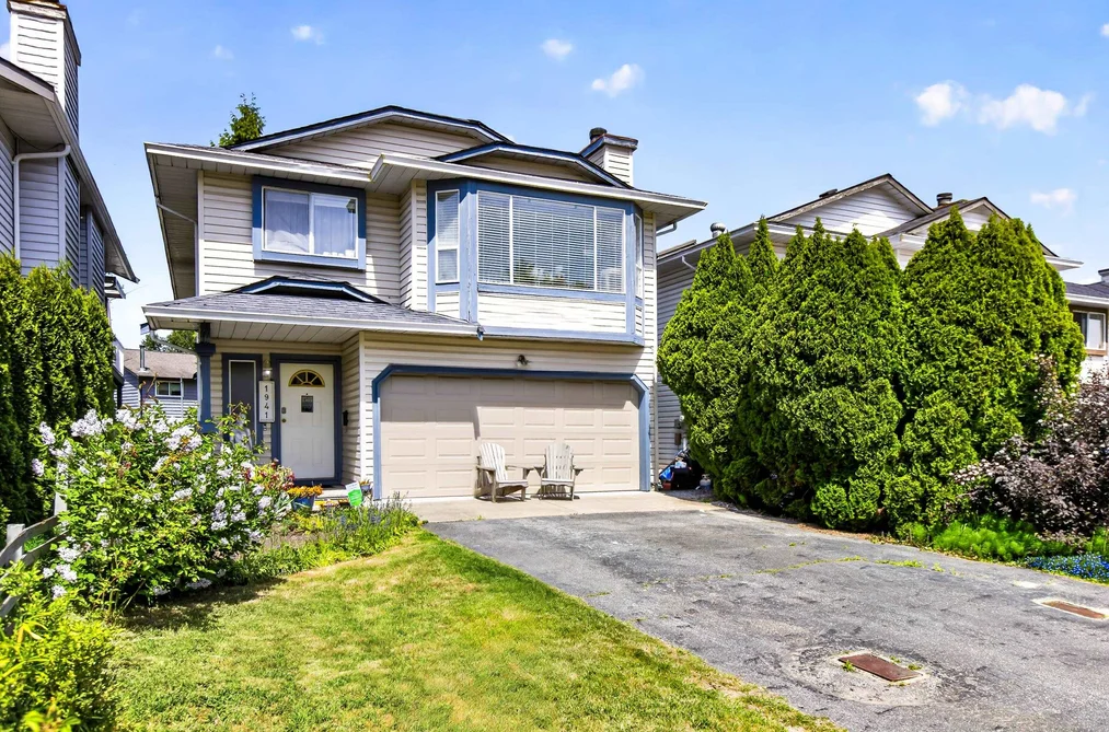 1941 LANGAN AVENUE, Port Coquitlam BC V3C 1L1, Port Coquitlam BC — Residential for Sale - Photo 2