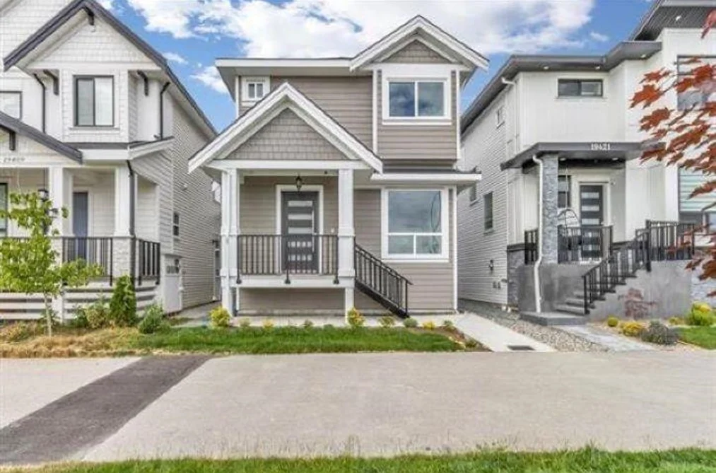 House for sale at 19415 70 Avenue Surrey British Columbia - MLS: R3096698