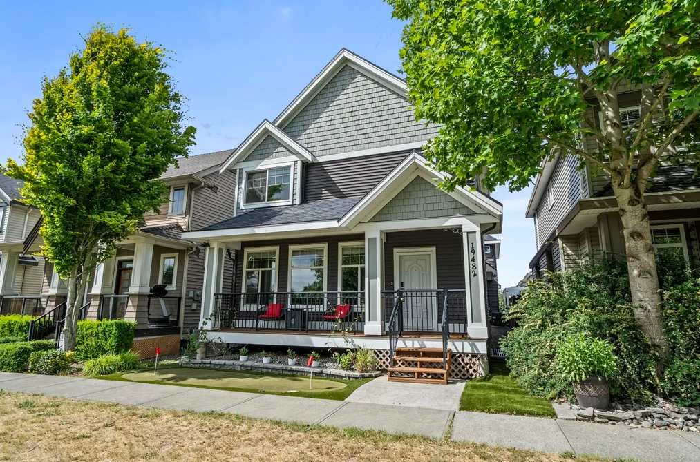 House for sale at 19482 71 Avenue Surrey British Columbia - MLS: R3133896