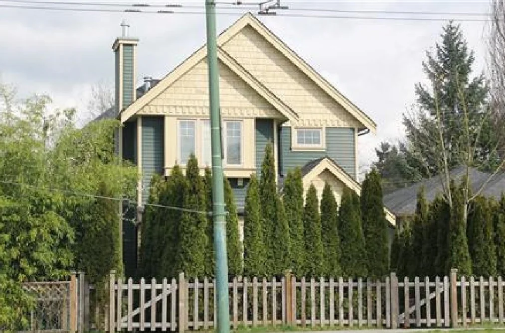 Half Duplex for sale at 1949 E Broadway Vancouver British Columbia - MLS: R3064670