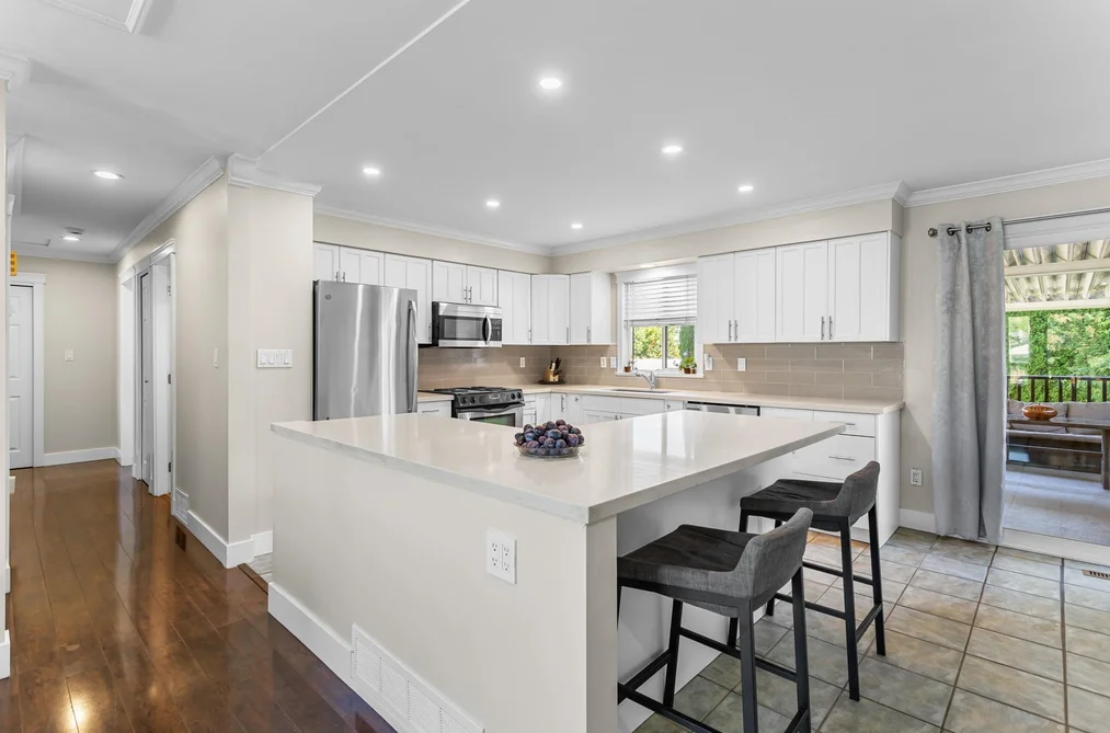 1949 Taylor Street, Port Coquitlam, BC - MLS: R3159451 - Photo 8 1949 Taylor Street, Port Coquitlam, BC - MLS: R3159451 - Photo 8