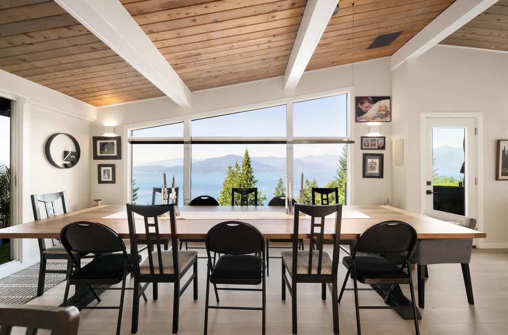 House for sale at 195 Kelvin Grove Way Lions Bay British Columbia - MLS: R3112560