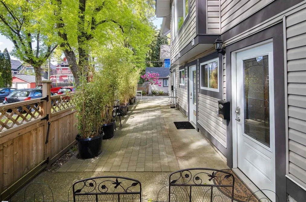 195 W 12 AVENUE, Vancouver BC V5Y 1T6, Vancouver BC — Residential for Sale - Photo 2