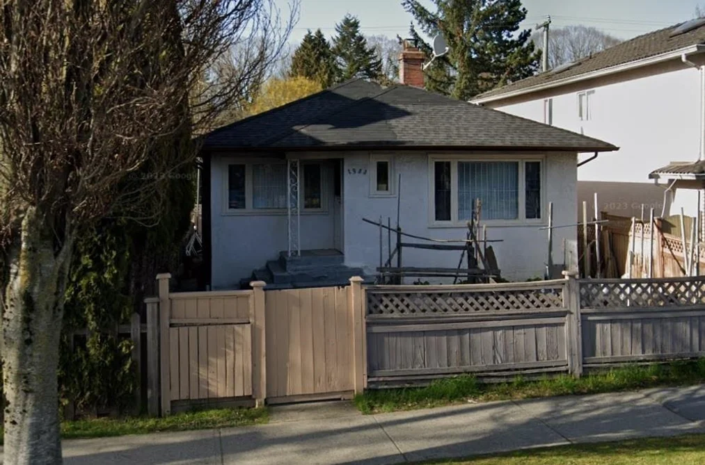 House for sale at 1953 E Broadway Drive Vancouver British Columbia - MLS: R3063051