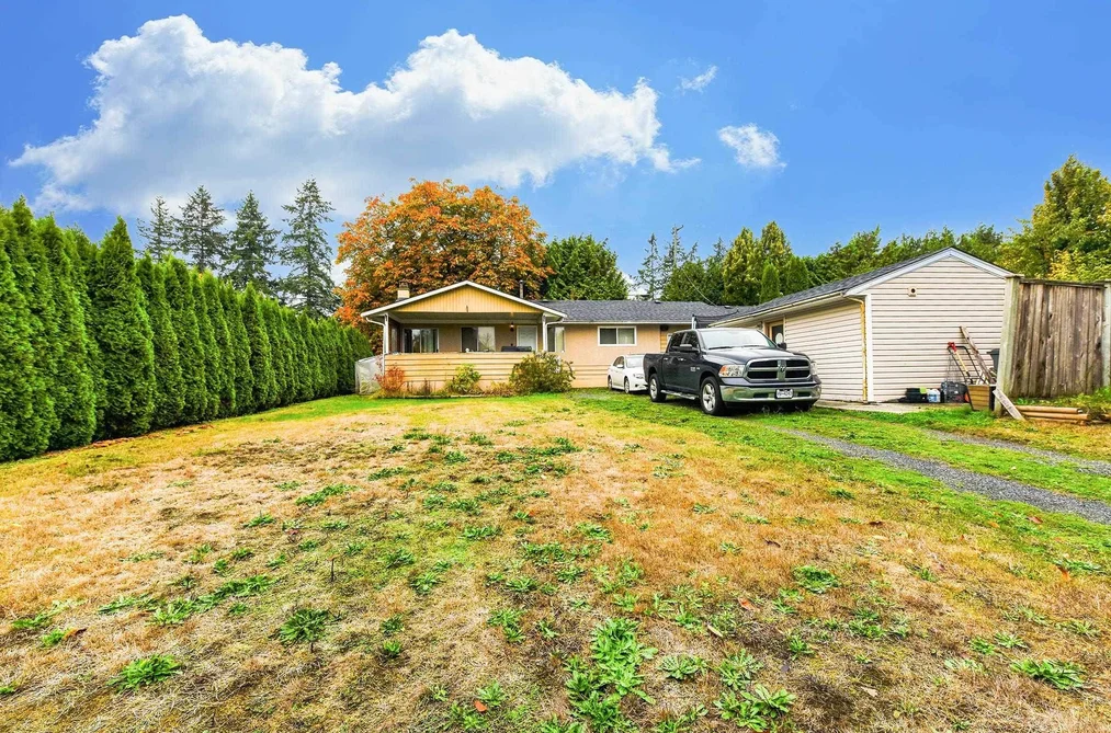 Half Duplex for sale at 1955 158a Street Surrey British Columbia - MLS: R3048734