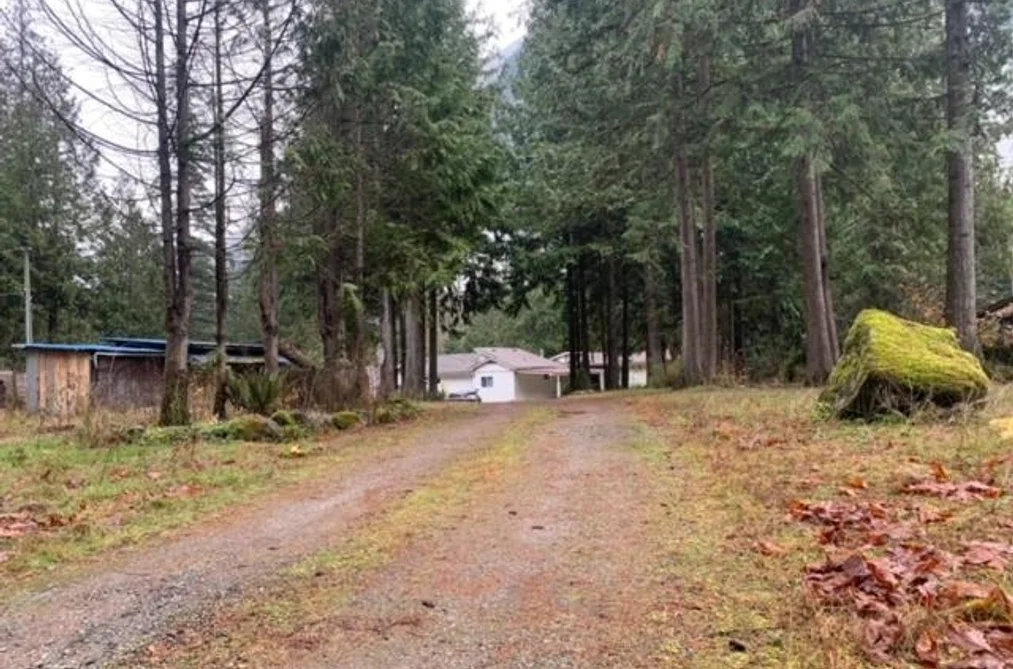 19552 SILVER SKAGIT ROAD, Hope BC V0X 1L2, Hope BC — Residential for Sale - Photo 4