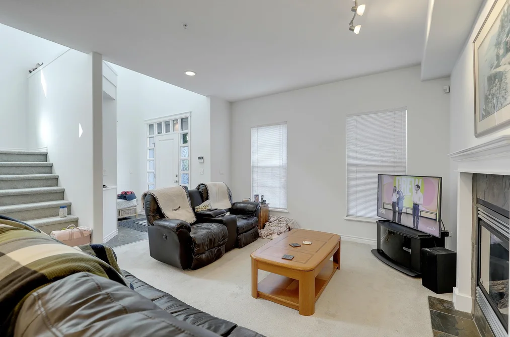 19590 SHINGLE BOLT CRESCENT, Pitt Meadows BC V3Y 2W7, Pitt Meadows BC — Residential for Sale - Photo 4