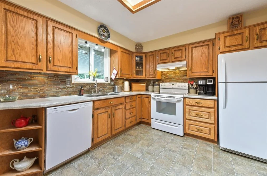 19618 41A AVENUE, Langley BC V3A 2Z6, Langley BC — Residential for Sale - Photo 4