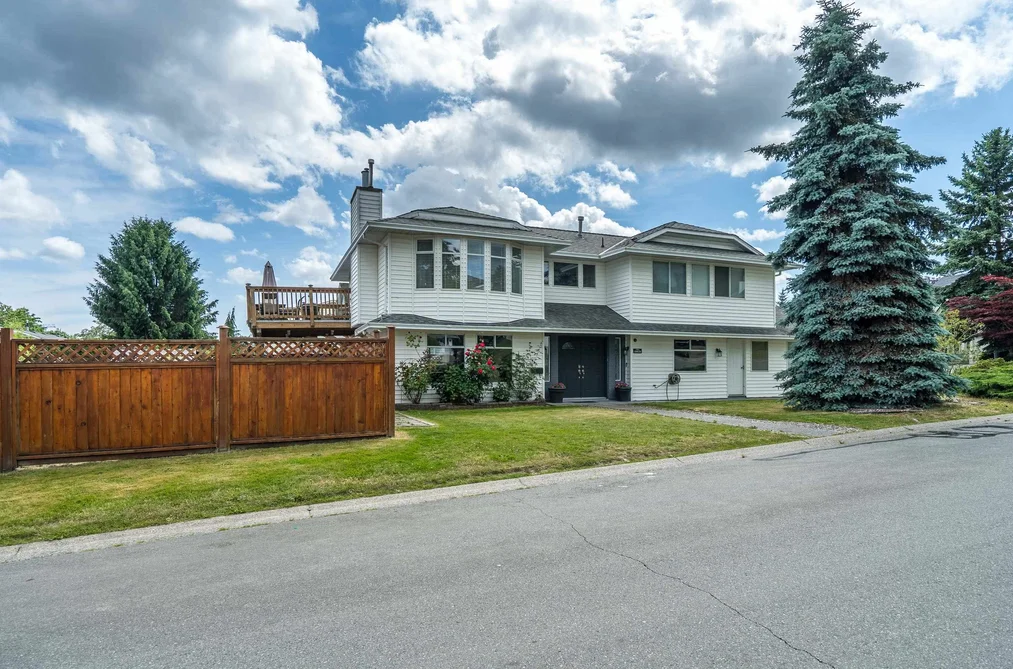 19628 65B PLACE, Langley BC V2Y 1K2, Langley BC — Residential for Sale - Photo 2