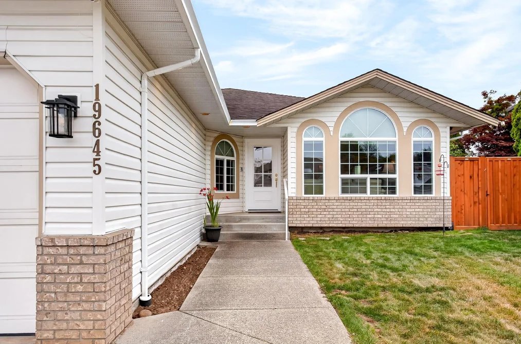 19645 SOMERSET DRIVE, Pitt Meadows BC V3Y 2L3, Pitt Meadows BC — Residential for Sale — Photo 4 of 40