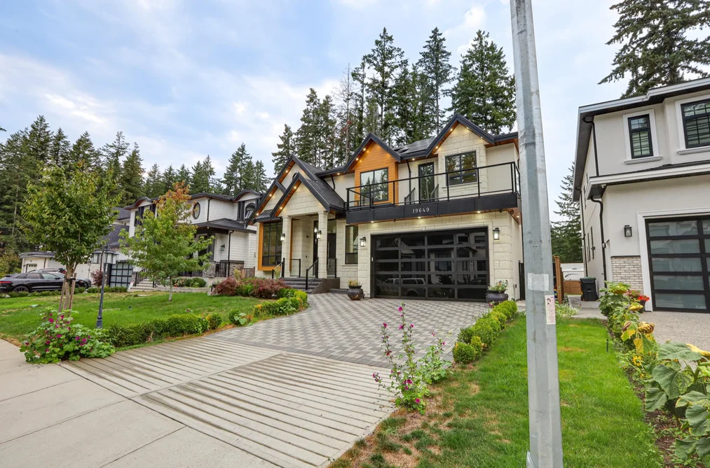 19649 31A AVENUE, Langley BC V2Z 0B2, Langley BC — Residential for Sale - Photo 2