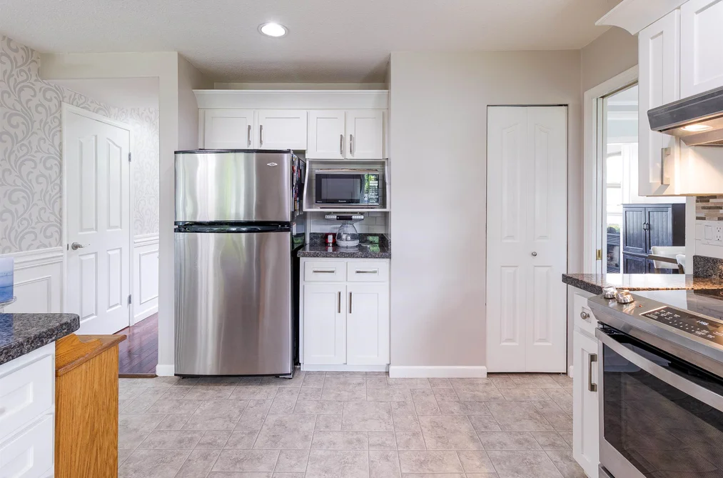 19660 CEDAR LANE, Pitt Meadows BC V3Y 2E4, Pitt Meadows BC — Residential for Sale — Photo 10 of 28