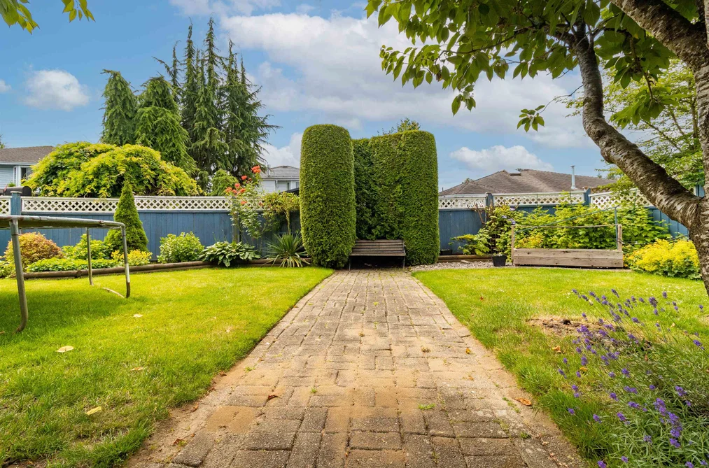 19660 CEDAR LANE, Pitt Meadows BC V3Y 2E4, Pitt Meadows BC — Residential for Sale — Photo 27 of 28