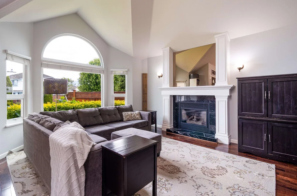 19660 CEDAR LANE, Pitt Meadows BC V3Y 2E4, Pitt Meadows BC — Residential for Sale — Photo 4 of 28