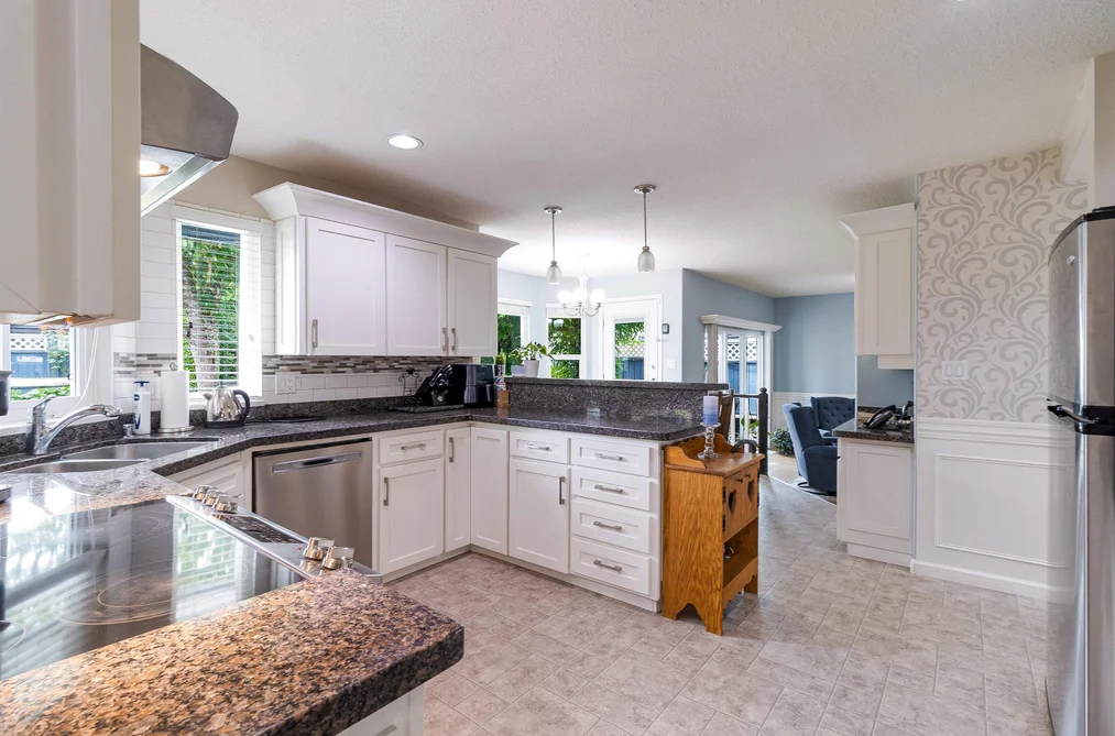 19660 CEDAR LANE, Pitt Meadows BC V3Y 2E4, Pitt Meadows BC — Residential for Sale — Photo 7 of 28
