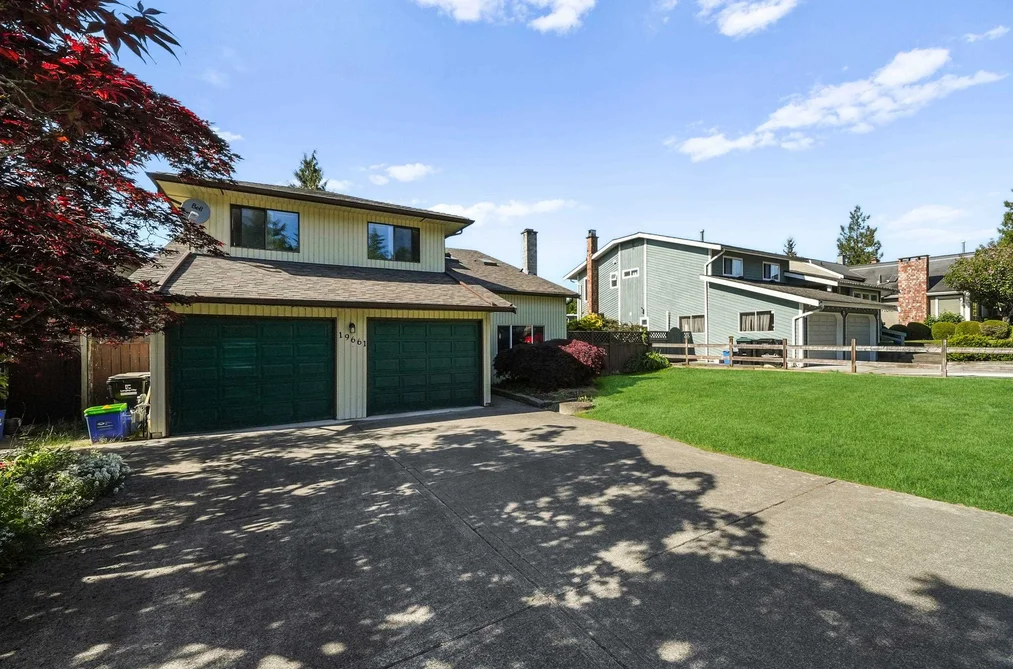 19661 50A AVENUE, Langley BC V3A 7K9, Langley BC — Residential for Sale - Photo 2