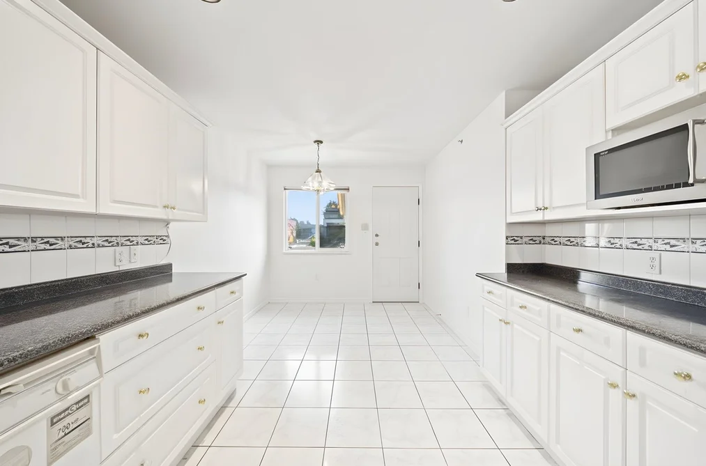 1968 E 39TH AVENUE, Vancouver, BC — Residential for Sale — Photo 12 of 26