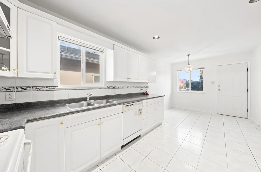 1968 E 39TH AVENUE, Vancouver, BC — Residential for Sale — Photo 13 of 26